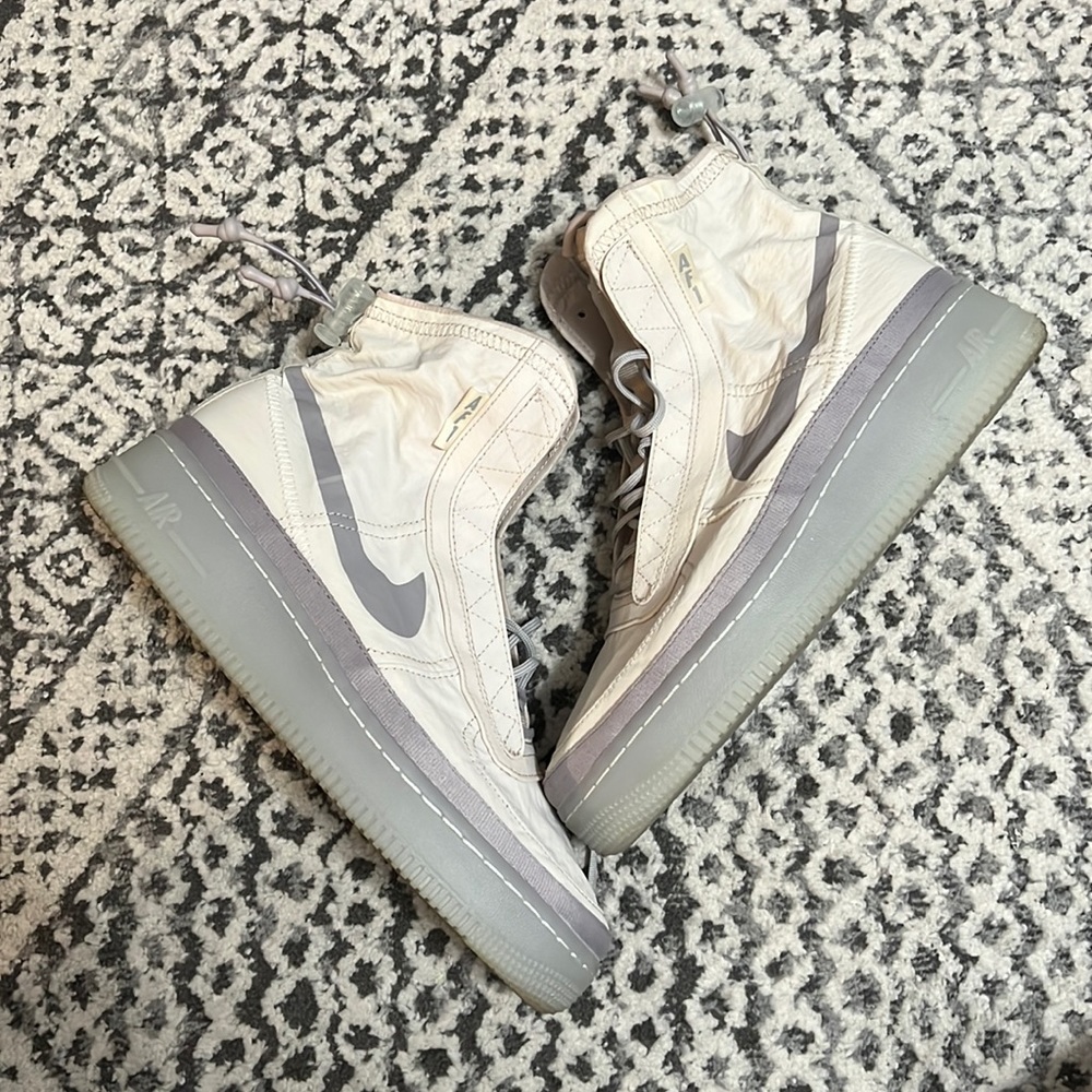 Nike waterproof High-top Air Force 1’s